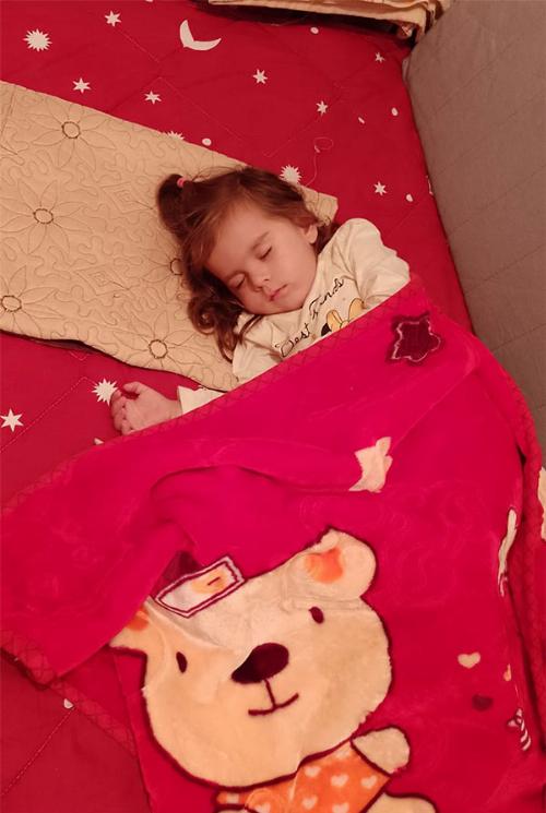 &Icirc;mpreună puterea lui 1+1+1+1+1..... face posibil un Crăciun fericit celor ce nu au